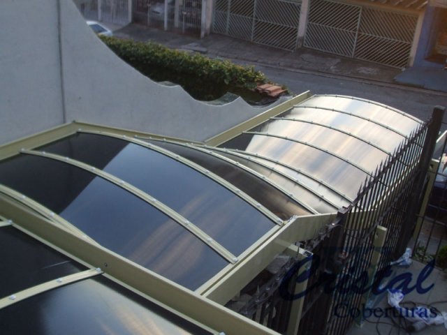 Cobertura Policarbonato Alveolar - Condominio (Escadaria)